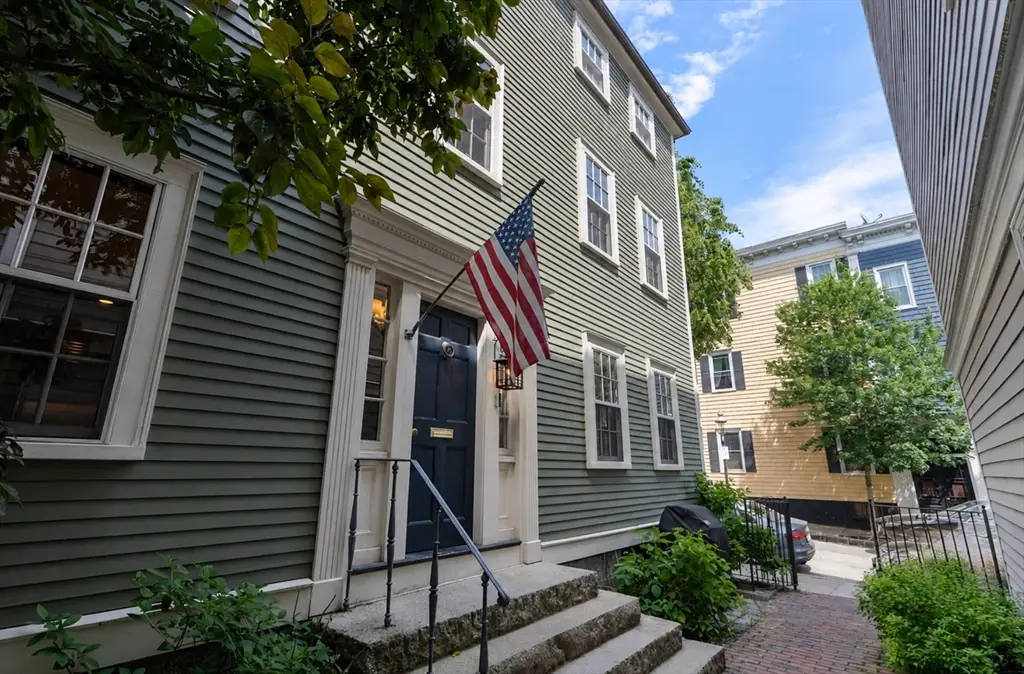 16 Cordis St, Boston, MA 02129 - #1