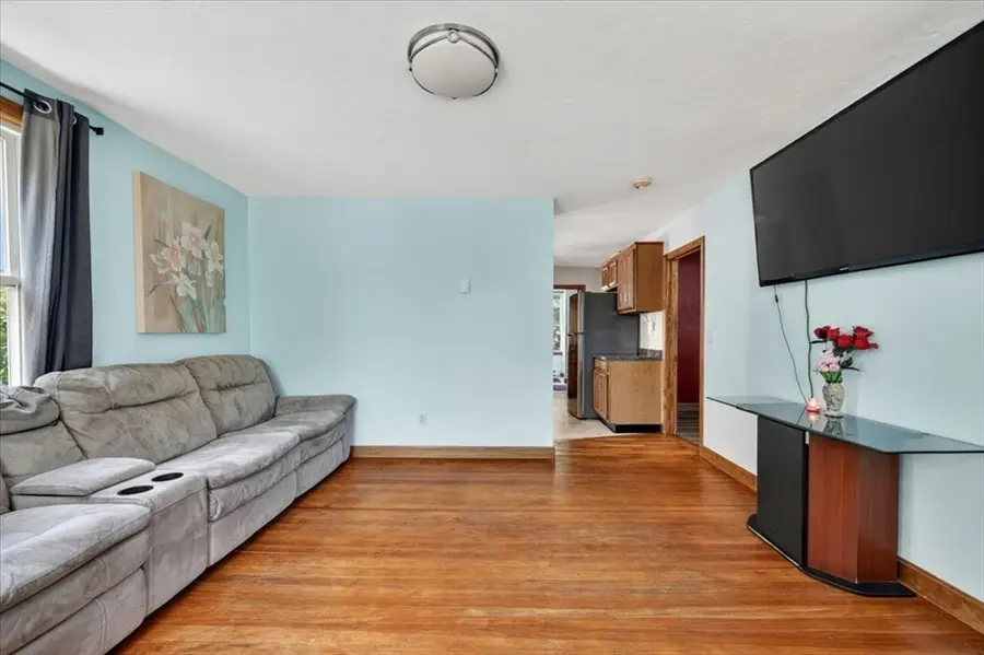 3 Church Ave, Taunton, MA 02780 - #2