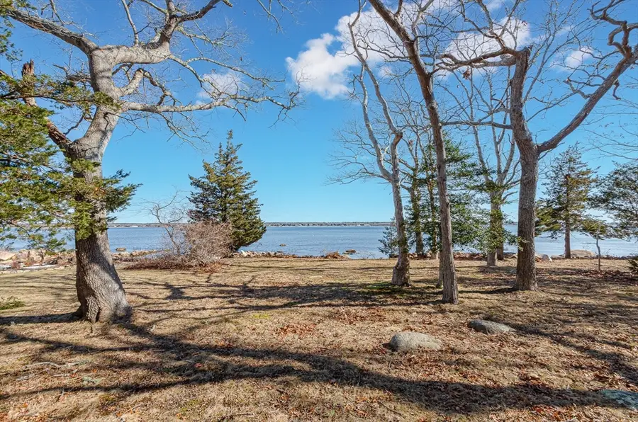 16 Spinniker, Marion, MA 02738 - #3