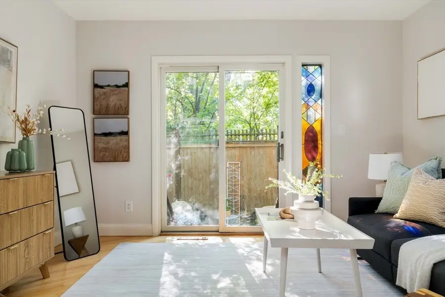 32 Bellis Circle, Cambridge, MA 02140 - #3