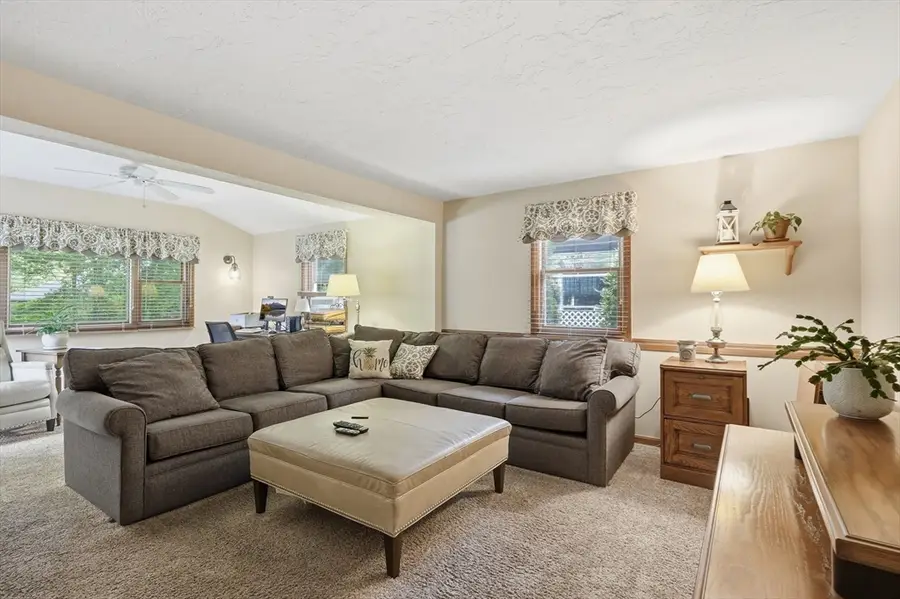 3 Barrows Road, Worcester, MA 01609 - #3