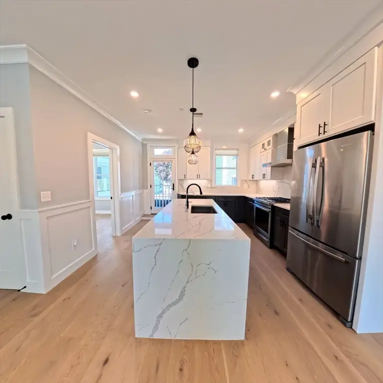 113 Beacon Street #B, Somerville, MA 02143 - #2