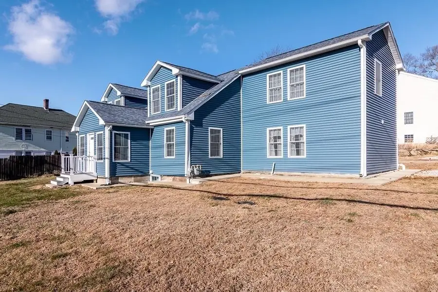 3871 Mendon Rd, Cumberland, RI 02864 - #2