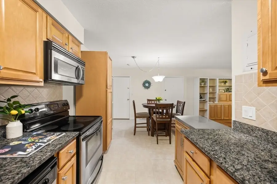 18 Dailey Street #H, Attleboro, MA 02703 - #3