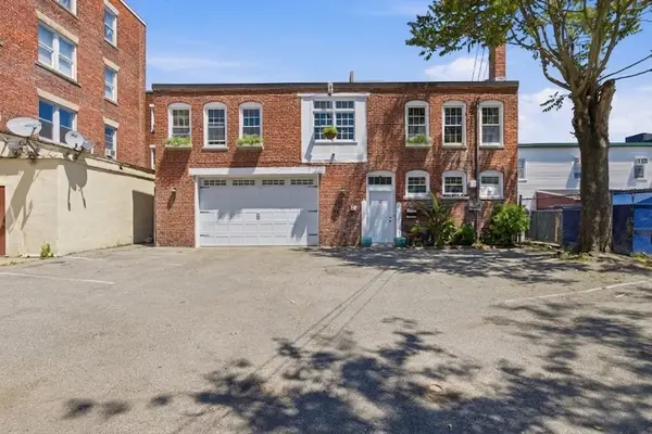 55 Perkins St, Salem, MA 01970