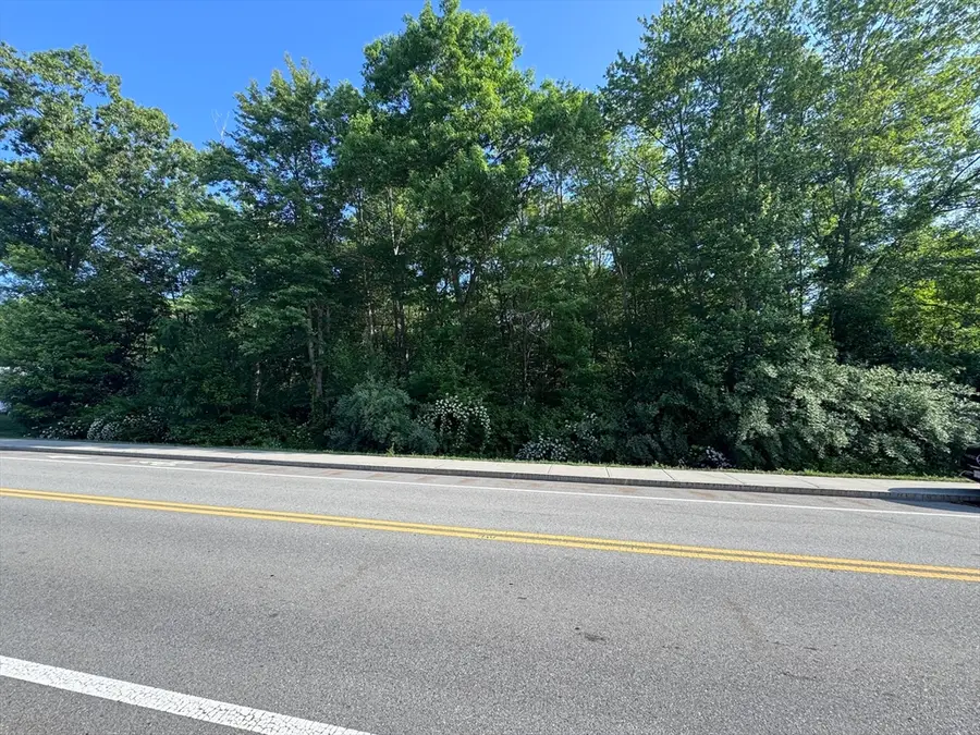 36 Lake Parkway, Webster, MA 01570 - #2