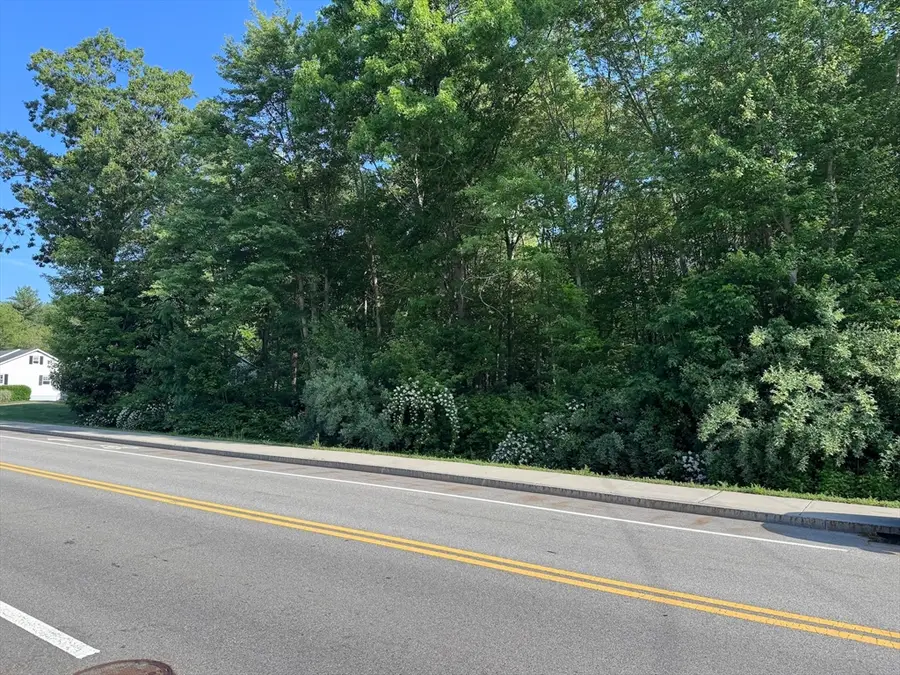36 Lake Parkway, Webster, MA 01570 - #3