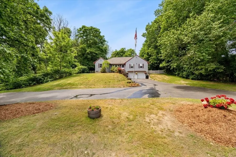 115 Springhill Ave, Bridgewater, MA 02324 - #2