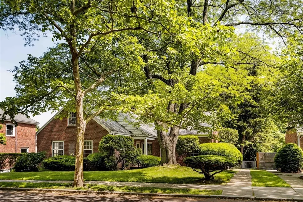 77 Jordan Rd, Brookline, MA 02446 - #1