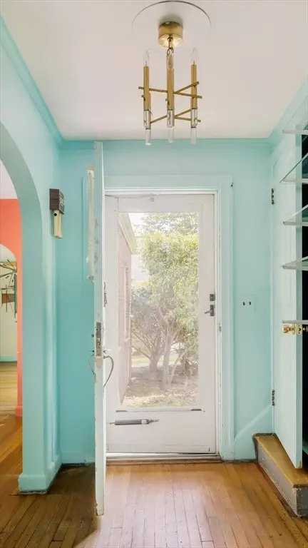 77 Jordan Rd, Brookline, MA 02446 - #3