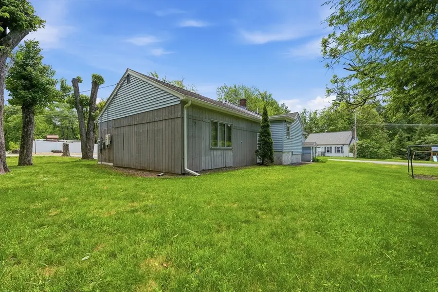 297 Whalom Rd, Lunenburg, MA 01462 - #3