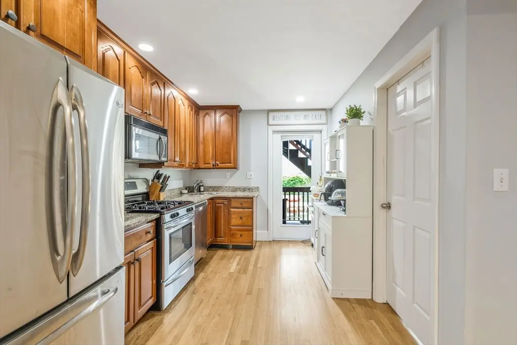 129 M St #1, Boston, MA 02127 - #1