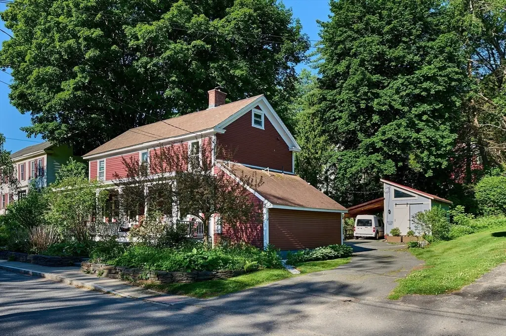 34 Sears St, Shelburne Falls, MA 01370 - #1