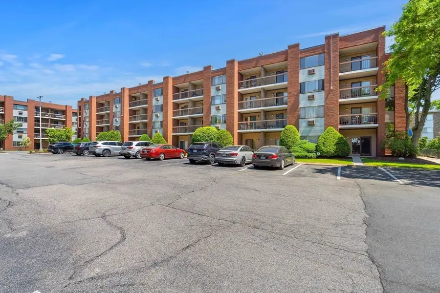 4975 Washington Street #207, Boston, MA 02132 - #2