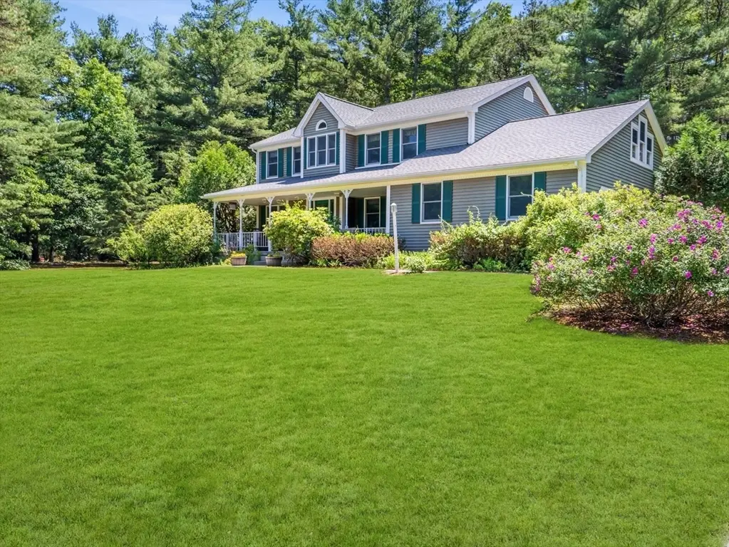 5 Geryk Ct, Southampton, MA 01073 - #1