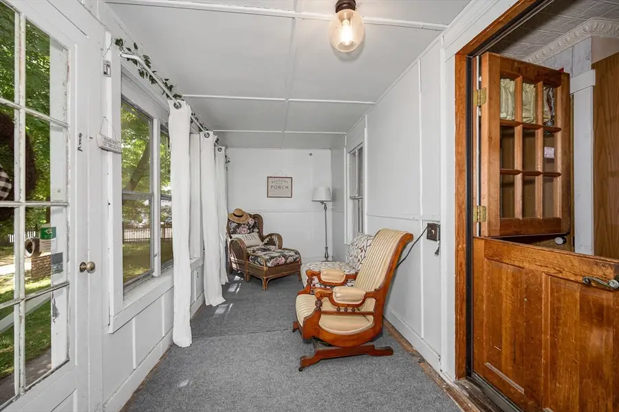 26 Groton St, Pepperell, MA 01463 - #3