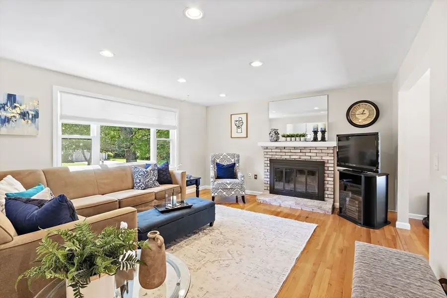 3 Thomas Drive, Franklin, MA 02038 - #2