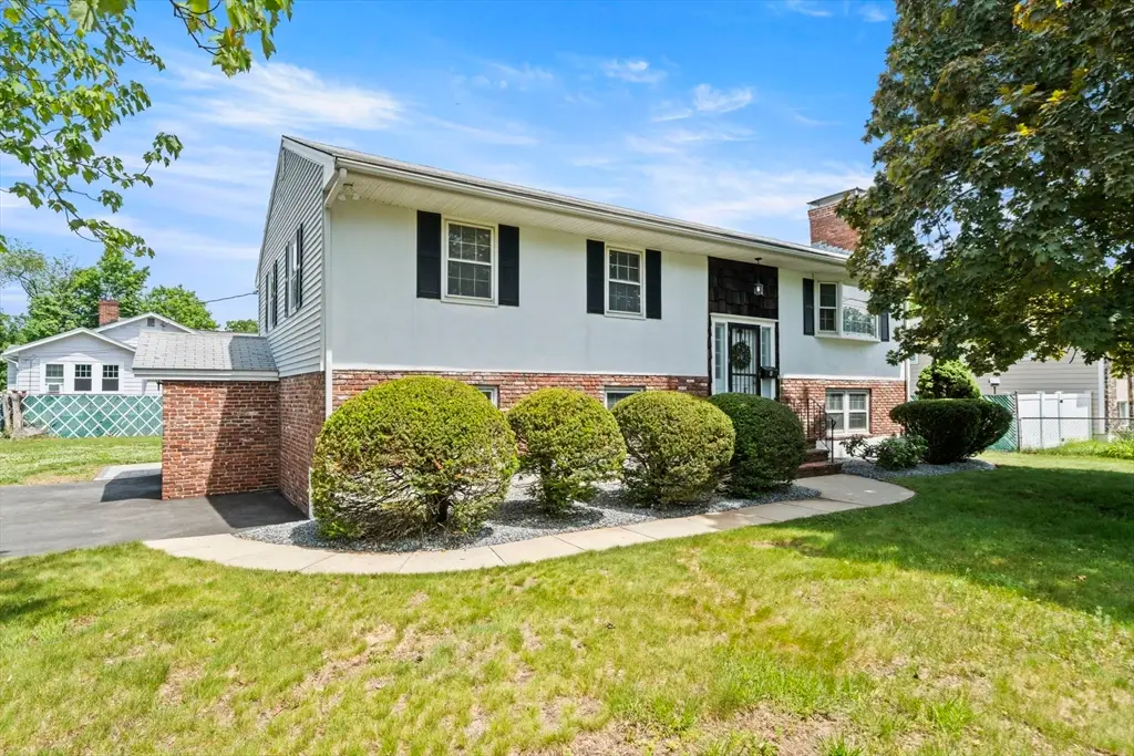8 Main St, Wilmington, MA 01887 - #1