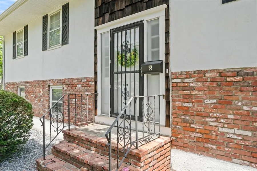 8 Main St, Wilmington, MA 01887 - #2