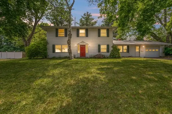 5 Northfield Way, Danvers, MA 01923