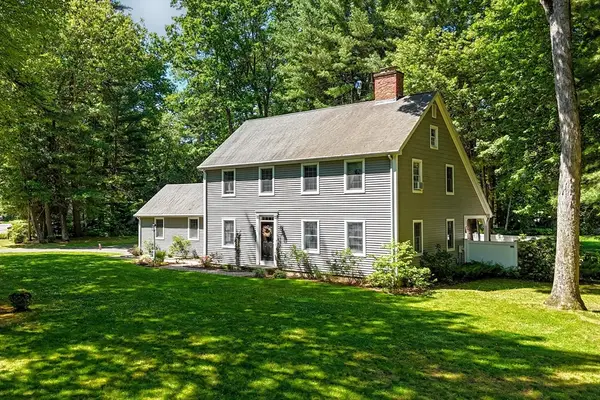 12 Blueberry Bend, South Hadley, MA 01075
