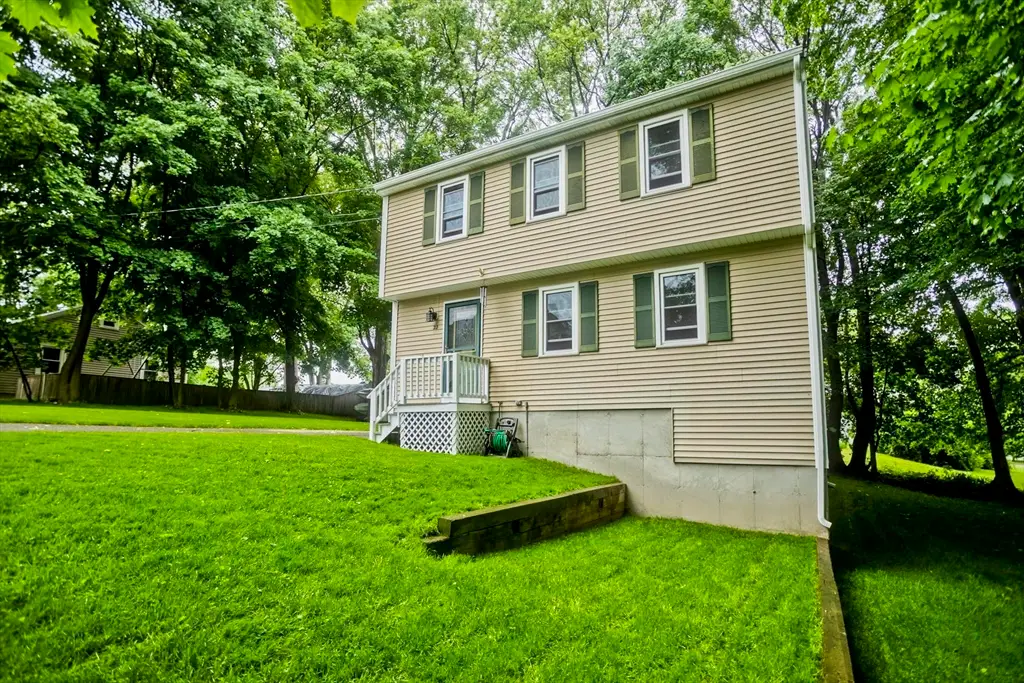 22 Porter St, Shirley, MA 01464 - #1