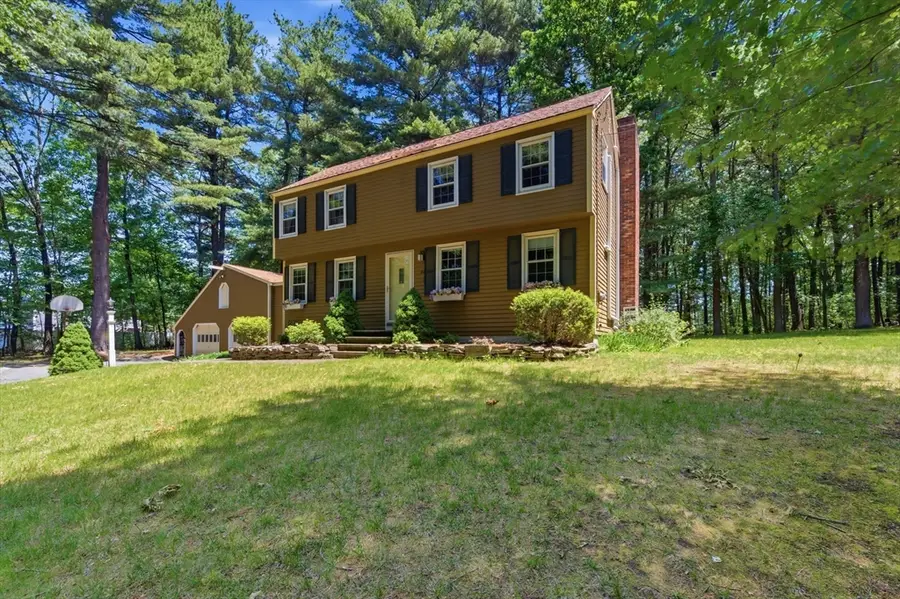 24 Novak Circle, Dracut, MA 01826 - #2