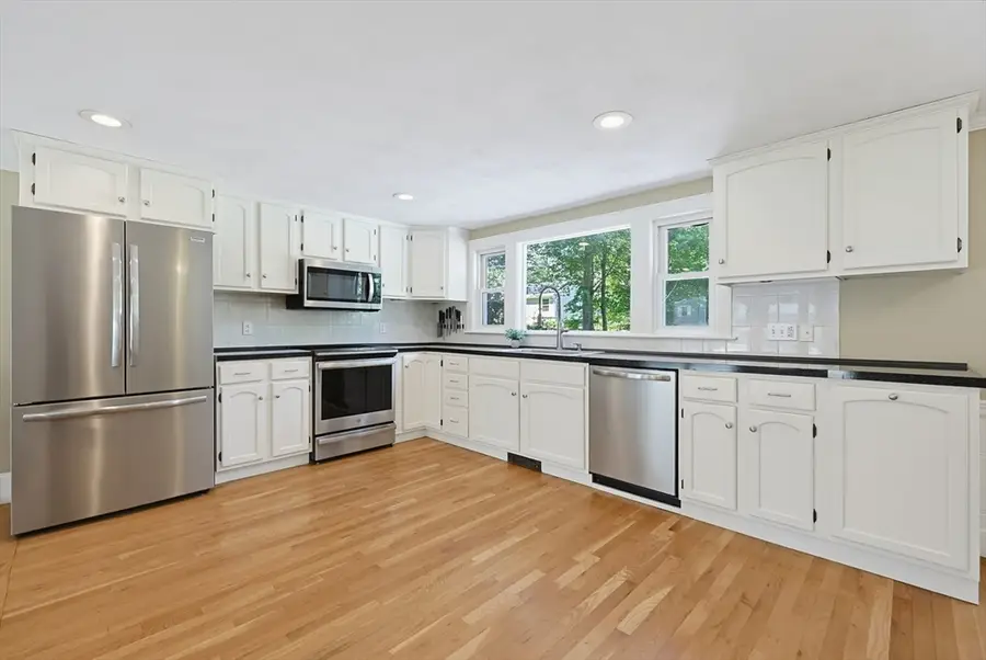 6 Spring St., Norfolk, MA 02056 - #3