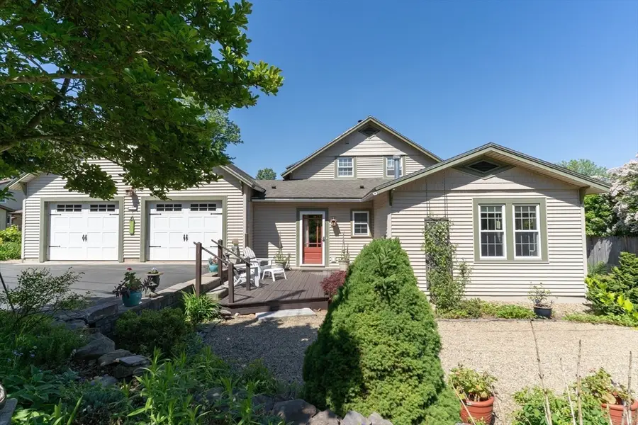 38 Warepoint Rd, West Brookfield, MA 01585 - #2