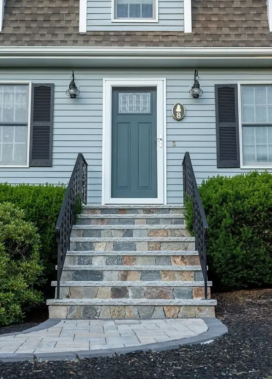 8 Old Coach Rd, Millville, MA 01529 - #3
