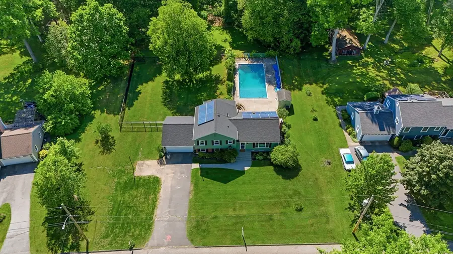 100 Fernwood Dr, East Longmeadow, MA 01028 - #3