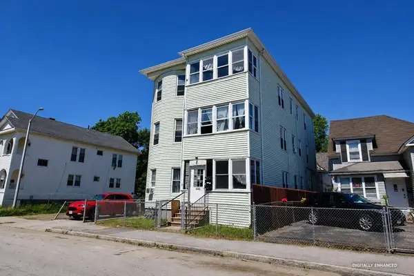 8 Douglas Street, Worcester, MA 01603