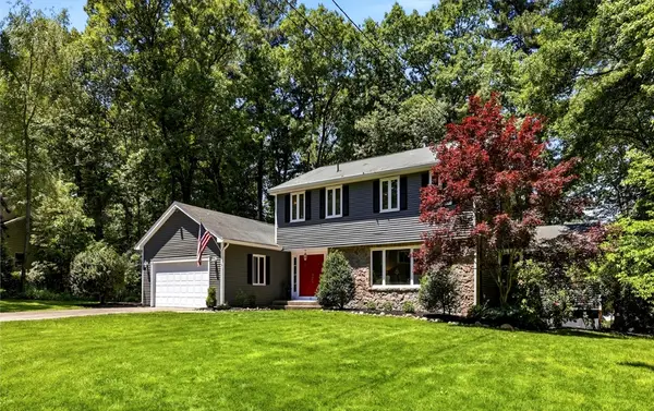 25 Revolutionary Rd, Acton, MA 01720