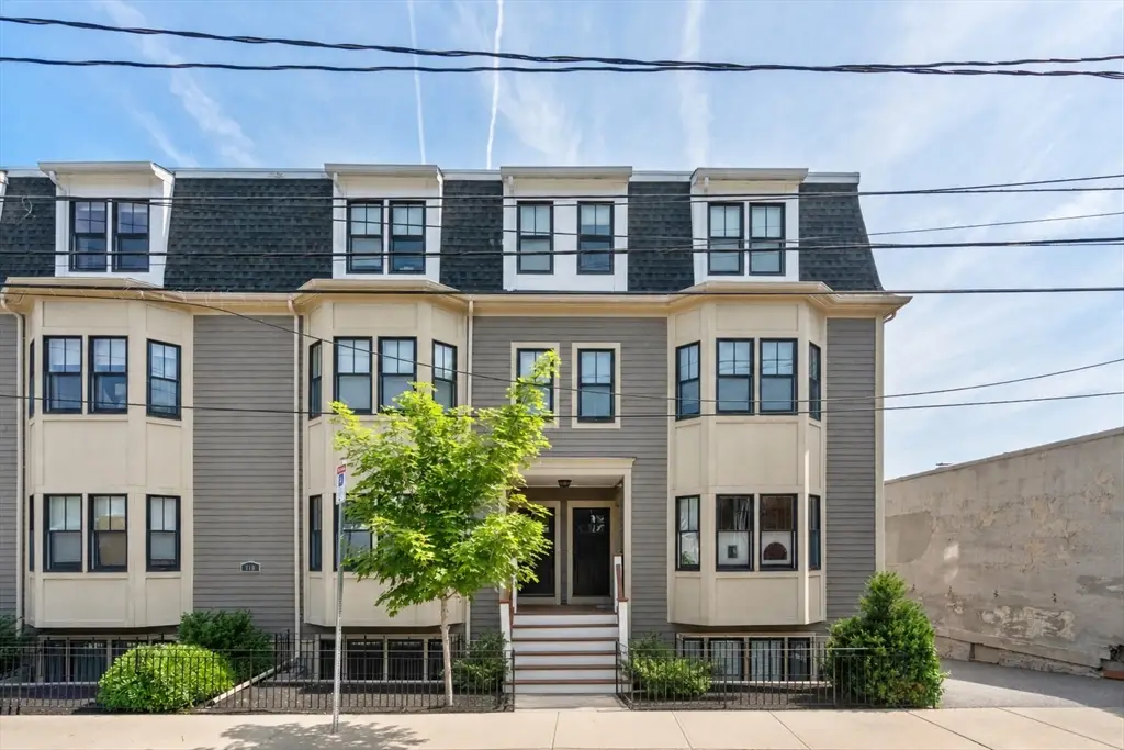 110 Park St #5, Boston, MA 02132 - #1