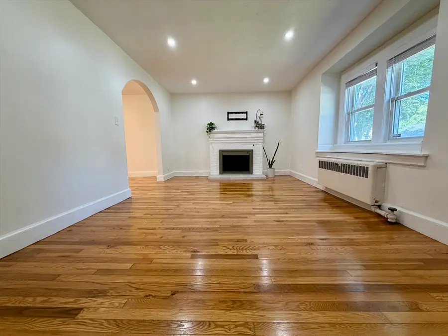 34 Walworth Street, Worcester, MA 01602 - #3