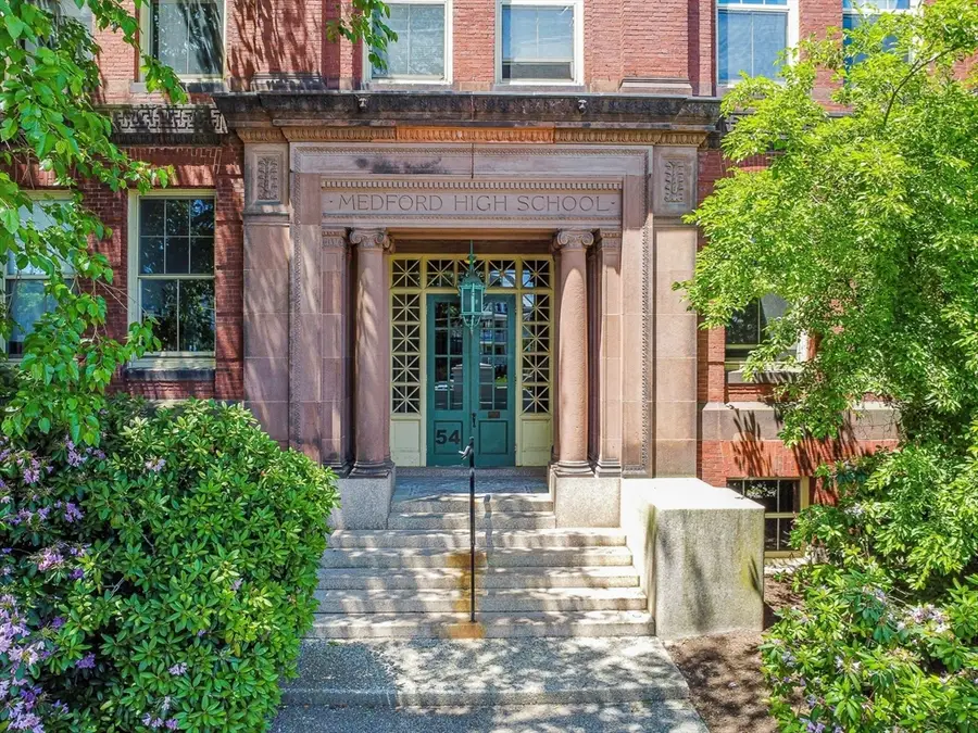 54 Forest St #219, Medford, MA 02155 - #2