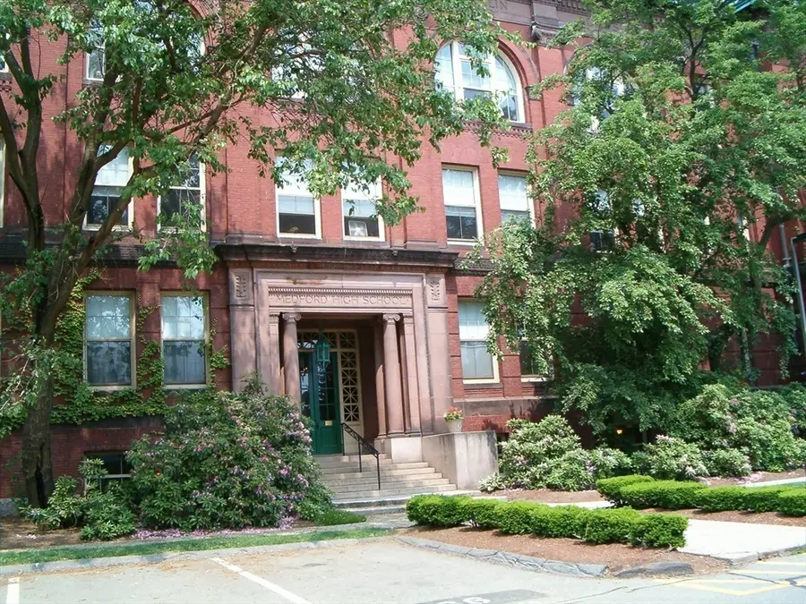 54 Forest St #219, Medford, MA 02155 - #3