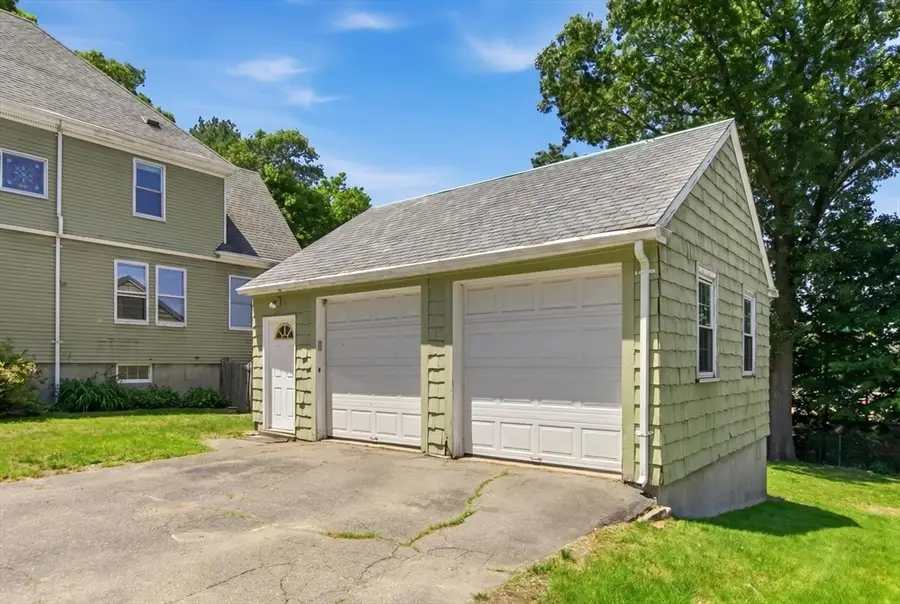305 Central St, Newton, MA 02466 - #2