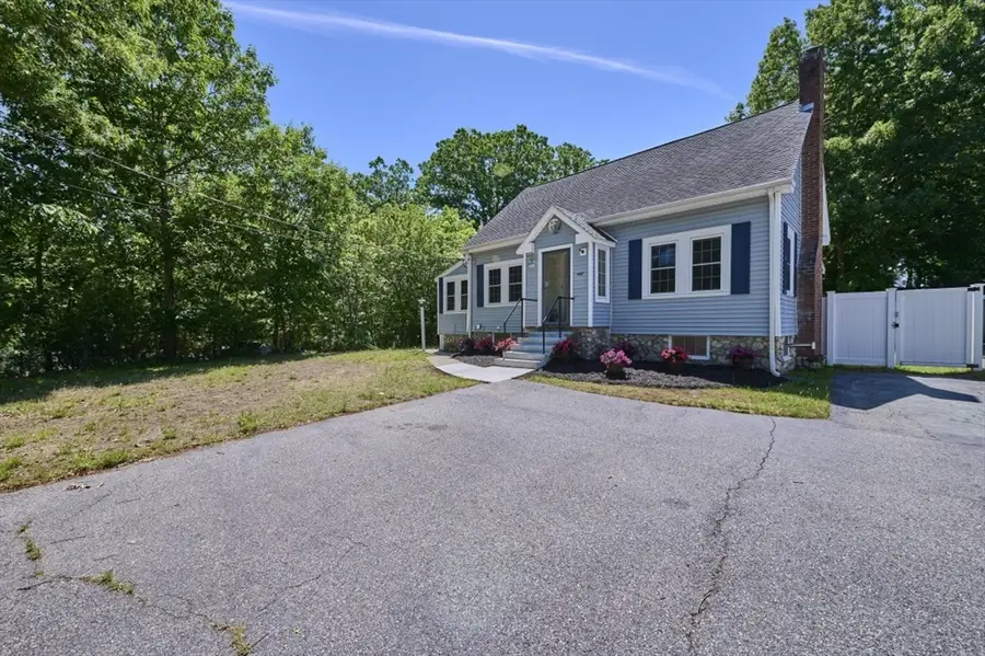 462 Park St, North Reading, MA 01864 - #2