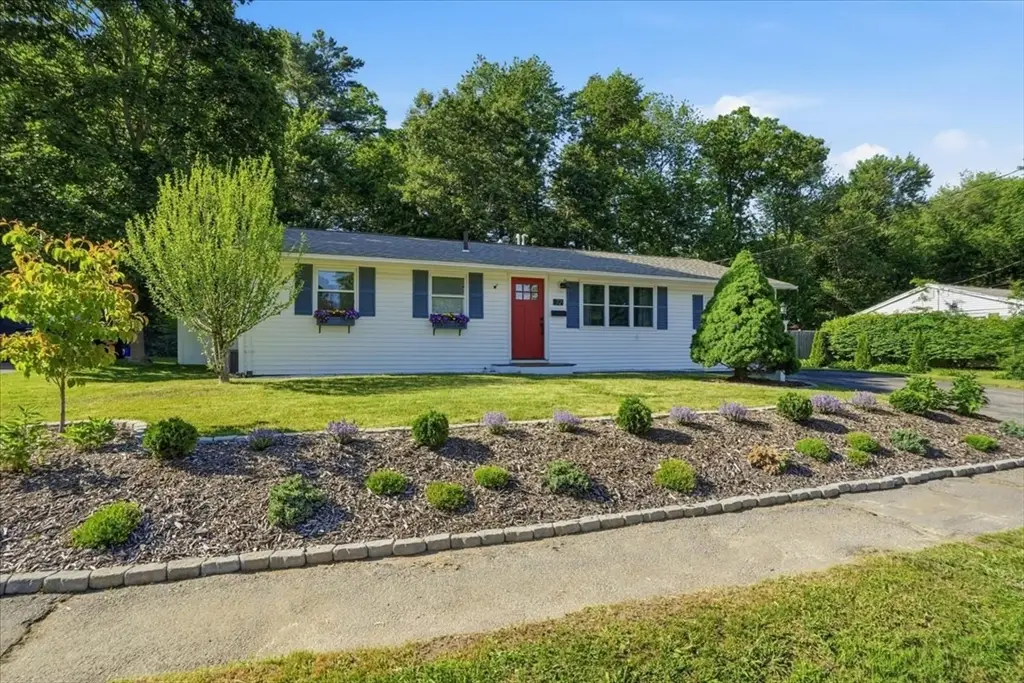 72 Josh Gray Rd, Rockland, MA 02370 - #1