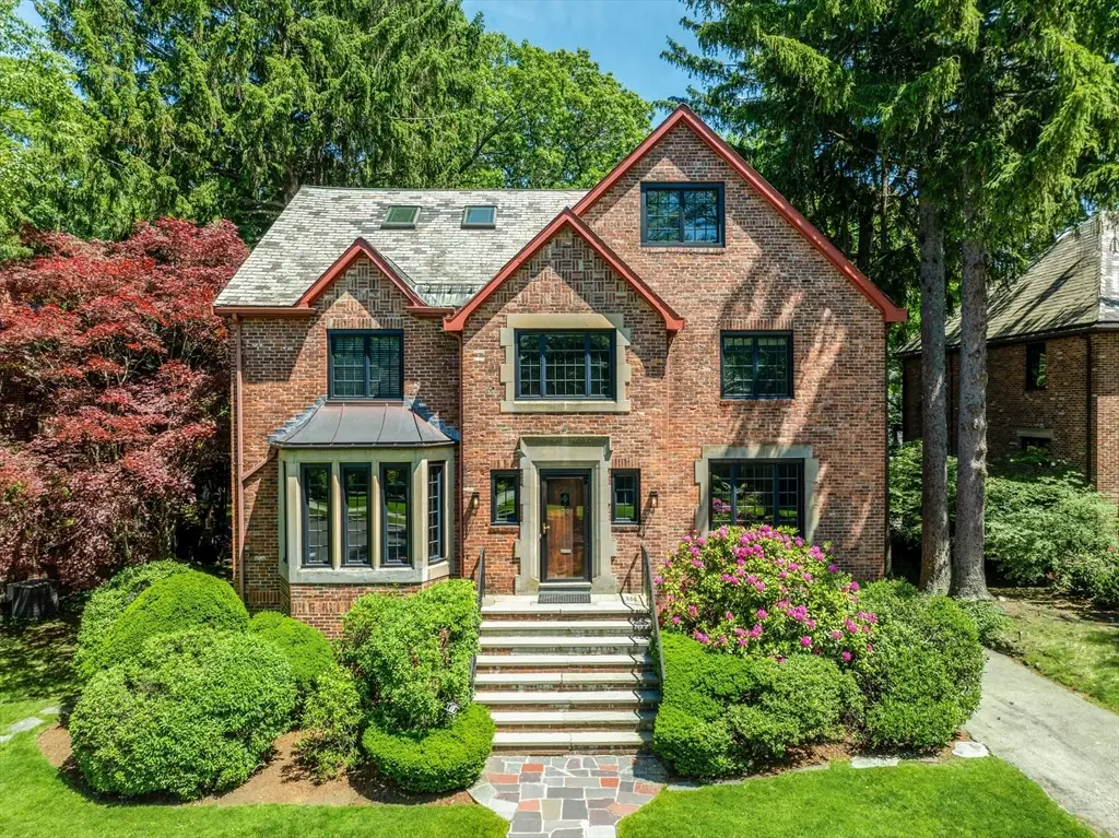 79 Woodchester Dr, Newton, MA 02467 - #1