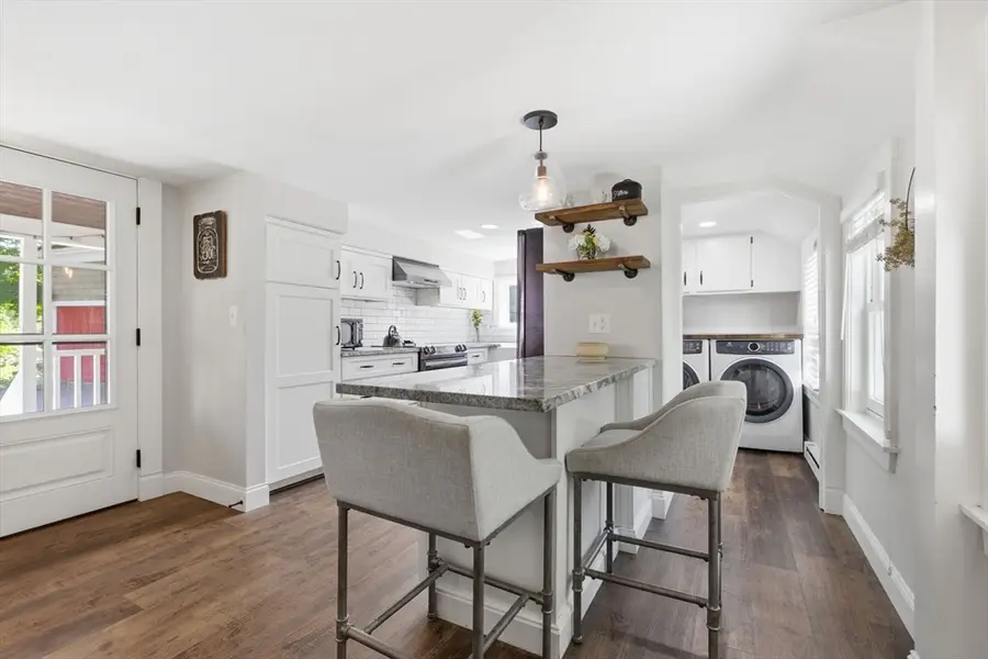 51 Grove St, Reading, MA 01867 - #3