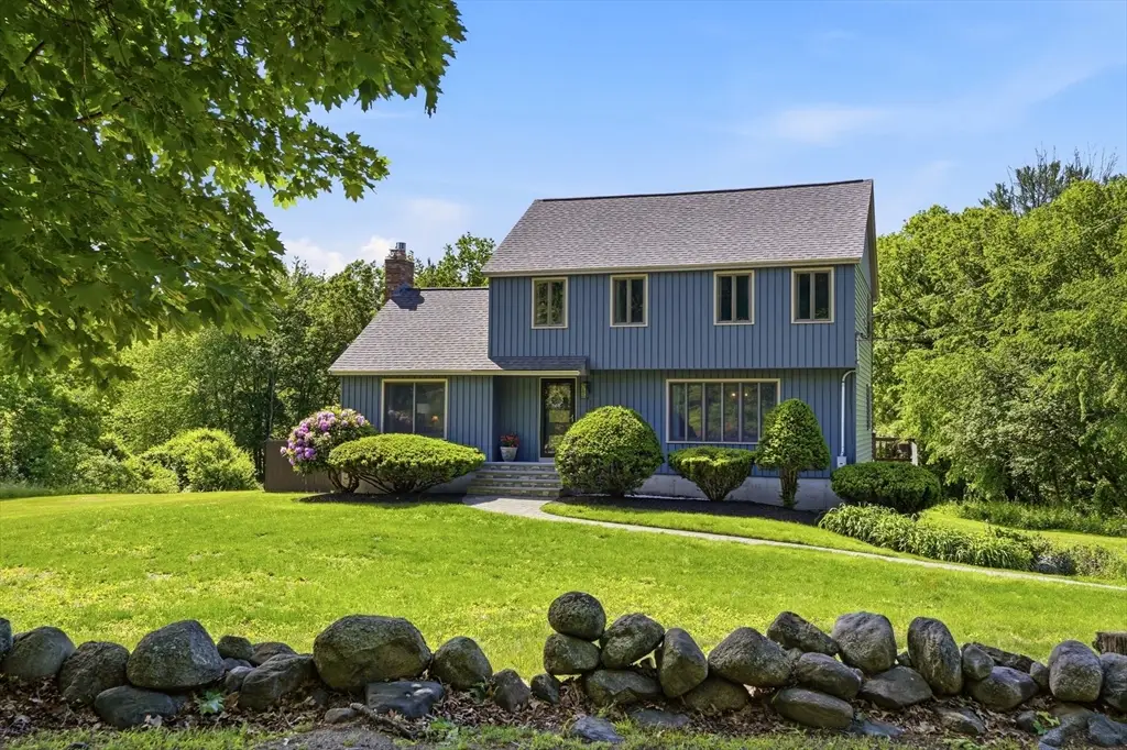 208 Chapman Rd, Tewksbury, MA 01876 - #1