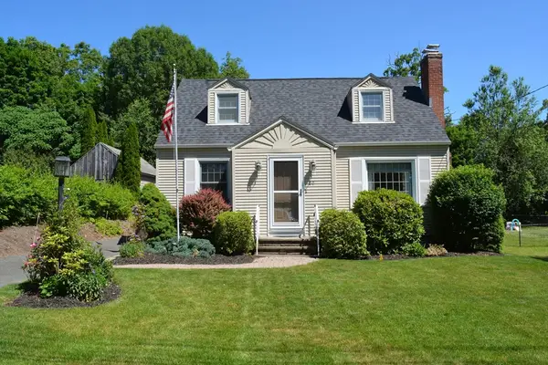 20 Exeter Street, West Springfield, MA 01089
