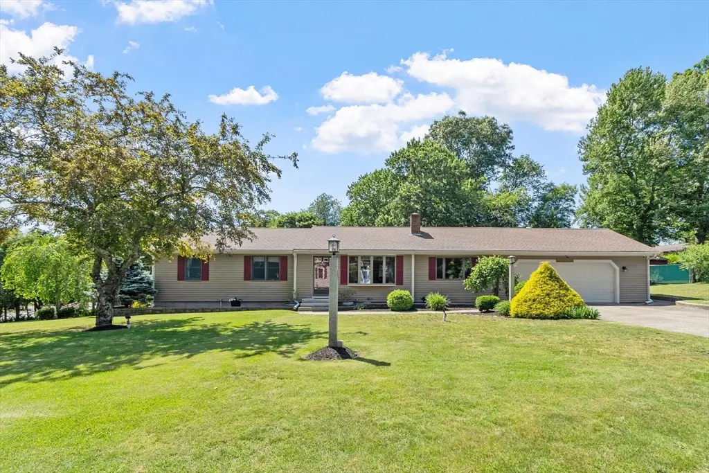 89 Stony Brook Rd, Raynham, MA 02767 - #1