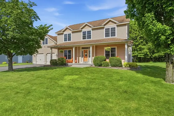 63 Caddyshack Dr, Chicopee, MA 01020