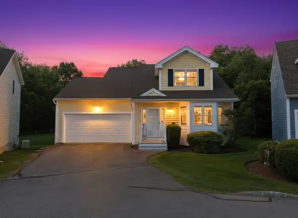 21 Denworth Bell Circle #21, Haverhill, MA 01835