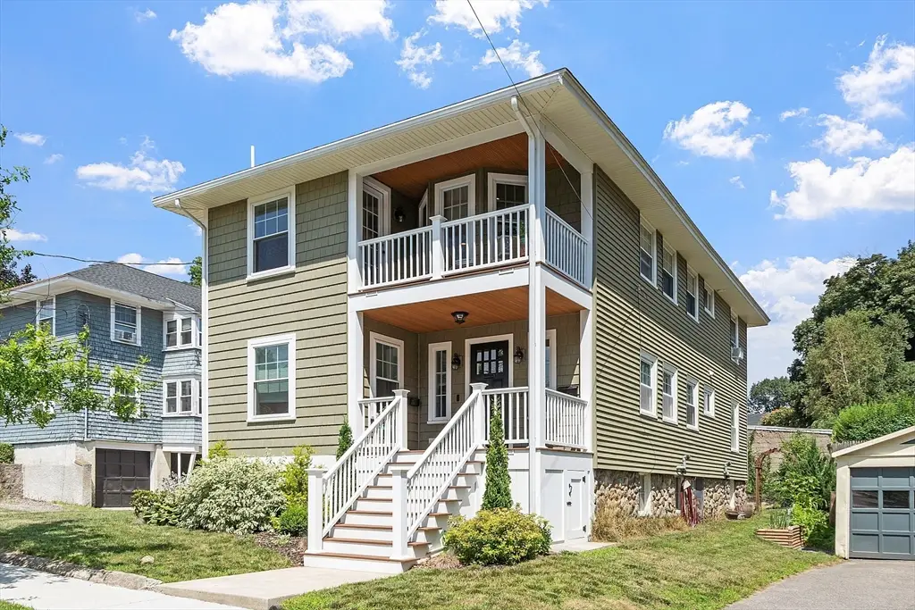 51 Gooch St, Melrose, MA 02176 - #1