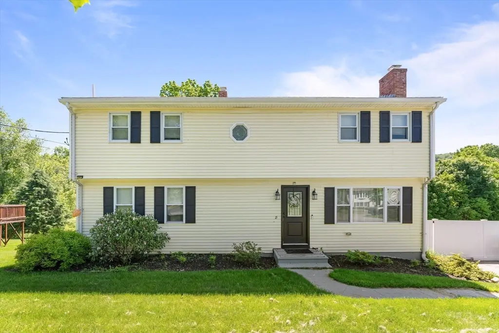 15 Old Farm Rd, Spencer, MA 01562 - #1