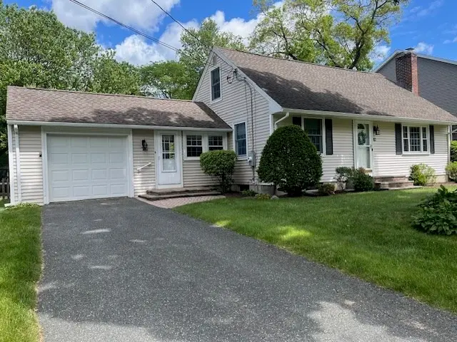 43 Pine Hill Rd, Springfield, MA 01118 - #3